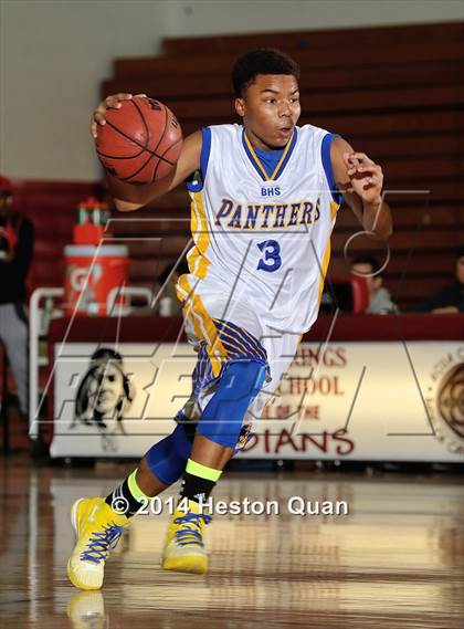 Thumbnail 2 in Benicia vs. Oak Hills (MaxPreps Holiday Classic) photogallery.