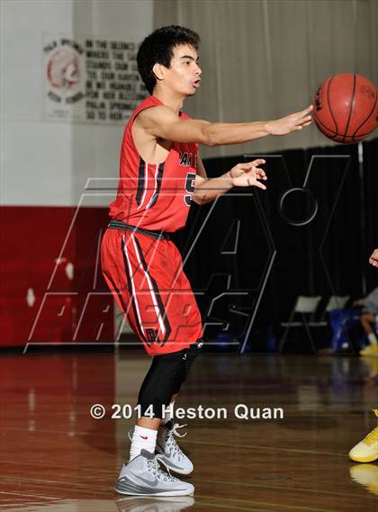 Thumbnail 2 in Benicia vs. Oak Hills (MaxPreps Holiday Classic) photogallery.