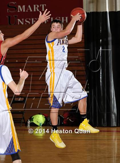 Thumbnail 2 in Benicia vs. Oak Hills (MaxPreps Holiday Classic) photogallery.