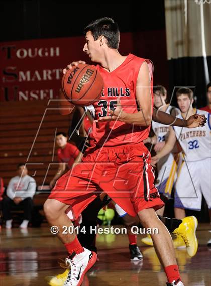 Thumbnail 3 in Benicia vs. Oak Hills (MaxPreps Holiday Classic) photogallery.