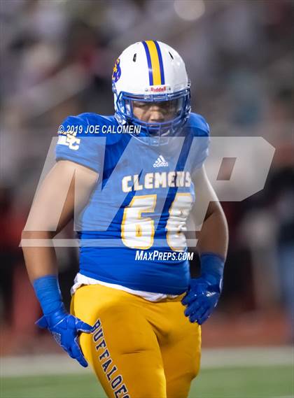 Thumbnail 3 in Clemens vs Bowie (UIL 6A Bi-District Playoff) photogallery.