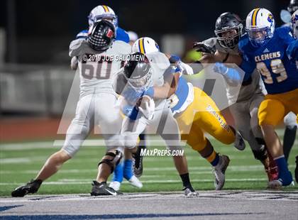 Thumbnail 3 in Clemens vs Bowie (UIL 6A Bi-District Playoff) photogallery.