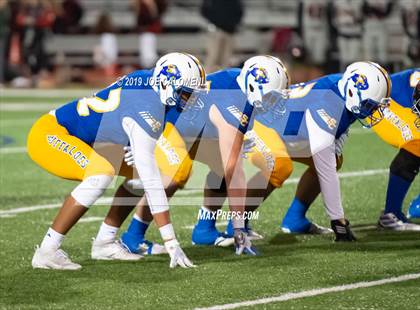 Thumbnail 1 in Clemens vs Bowie (UIL 6A Bi-District Playoff) photogallery.