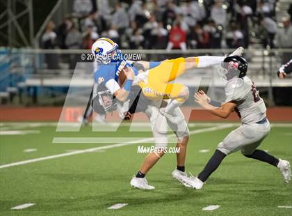 Thumbnail 2 in Clemens vs Bowie (UIL 6A Bi-District Playoff) photogallery.