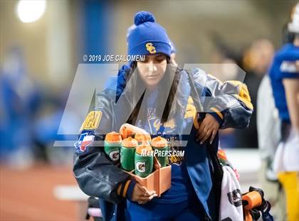 Thumbnail 1 in Clemens vs Bowie (UIL 6A Bi-District Playoff) photogallery.