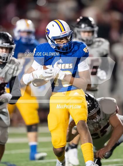 Thumbnail 2 in Clemens vs Bowie (UIL 6A Bi-District Playoff) photogallery.