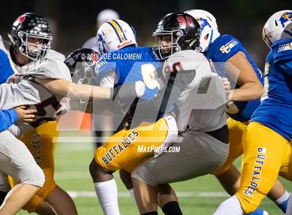 Thumbnail 1 in Clemens vs Bowie (UIL 6A Bi-District Playoff) photogallery.