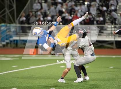 Thumbnail 3 in Clemens vs Bowie (UIL 6A Bi-District Playoff) photogallery.