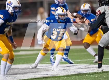 Thumbnail 2 in Clemens vs Bowie (UIL 6A Bi-District Playoff) photogallery.