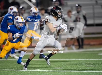 Thumbnail 1 in Clemens vs Bowie (UIL 6A Bi-District Playoff) photogallery.