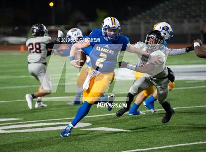 Thumbnail 1 in Clemens vs Bowie (UIL 6A Bi-District Playoff) photogallery.