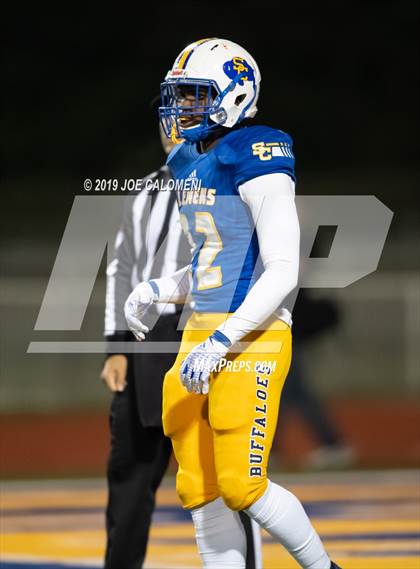 Thumbnail 1 in Clemens vs Bowie (UIL 6A Bi-District Playoff) photogallery.