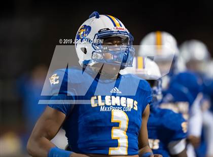 Thumbnail 3 in Clemens vs Bowie (UIL 6A Bi-District Playoff) photogallery.