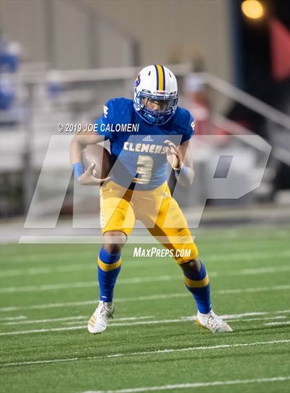 Thumbnail 1 in Clemens vs Bowie (UIL 6A Bi-District Playoff) photogallery.