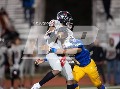 Thumbnail 3 in Clemens vs Bowie (UIL 6A Bi-District Playoff) photogallery.