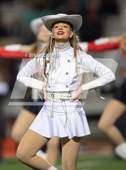 Thumbnail 1 in Clemens vs Bowie (UIL 6A Bi-District Playoff) photogallery.