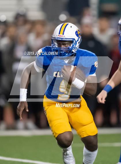 Thumbnail 2 in Clemens vs Bowie (UIL 6A Bi-District Playoff) photogallery.