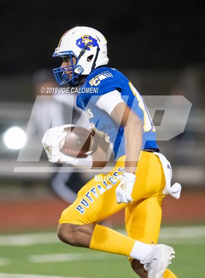 Thumbnail 2 in Clemens vs Bowie (UIL 6A Bi-District Playoff) photogallery.