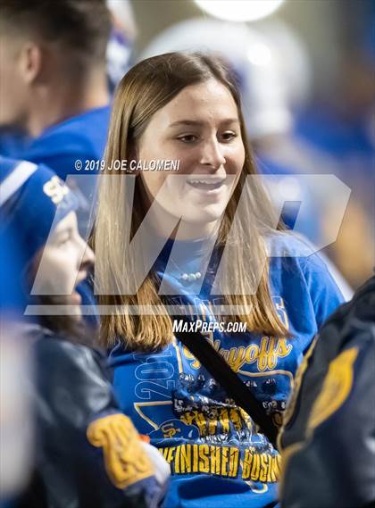 Thumbnail 2 in Clemens vs Bowie (UIL 6A Bi-District Playoff) photogallery.