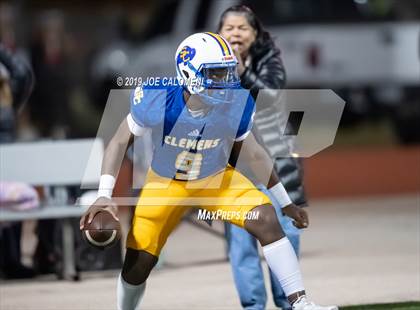 Thumbnail 3 in Clemens vs Bowie (UIL 6A Bi-District Playoff) photogallery.