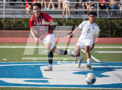 Thumbnail 1 in Tampa Prep vs. Tampa Catholic photogallery.