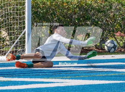 Thumbnail 3 in Tampa Prep vs. Tampa Catholic photogallery.
