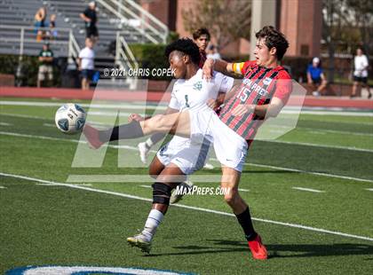 Thumbnail 1 in Tampa Prep vs. Tampa Catholic photogallery.