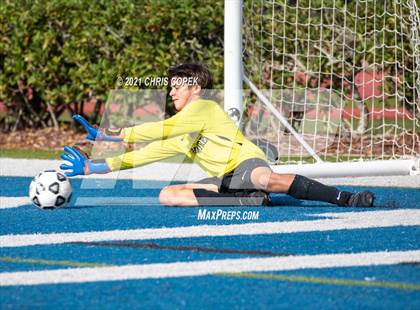 Thumbnail 3 in Tampa Prep vs. Tampa Catholic photogallery.