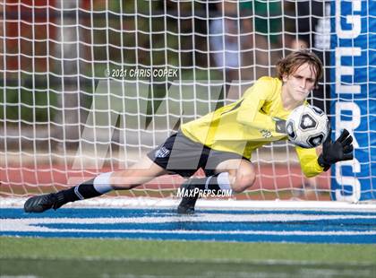 Thumbnail 2 in Tampa Prep vs. Tampa Catholic photogallery.