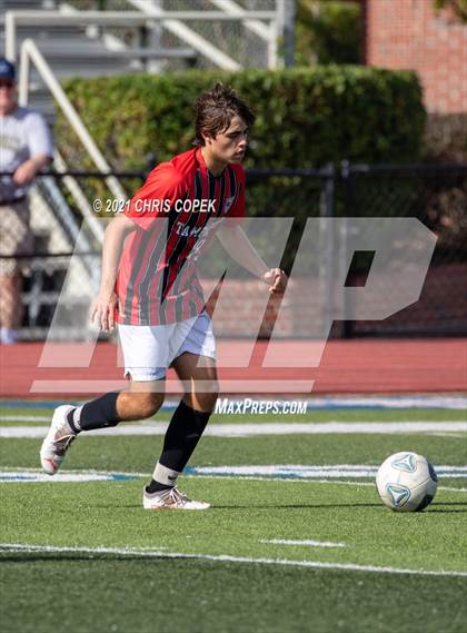 Thumbnail 1 in Tampa Prep vs. Tampa Catholic photogallery.
