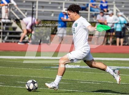 Thumbnail 2 in Tampa Prep vs. Tampa Catholic photogallery.