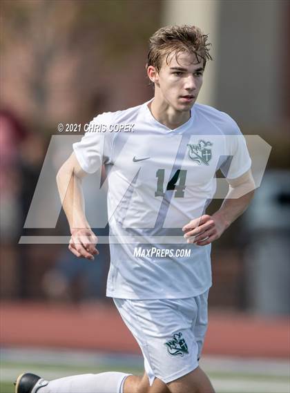 Thumbnail 2 in Tampa Prep vs. Tampa Catholic photogallery.