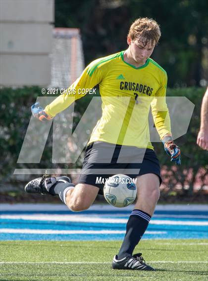 Thumbnail 3 in Tampa Prep vs. Tampa Catholic photogallery.