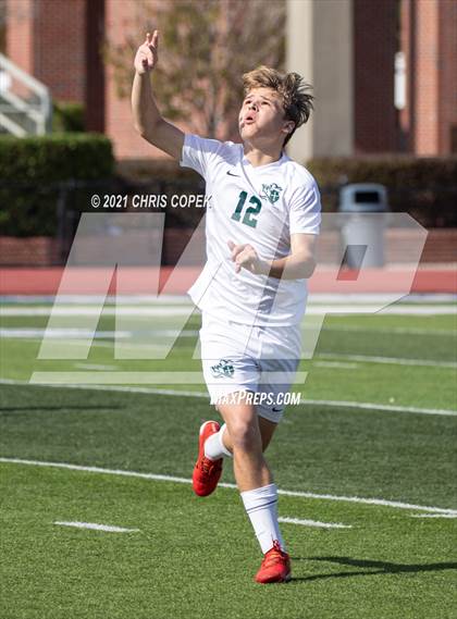 Thumbnail 2 in Tampa Prep vs. Tampa Catholic photogallery.