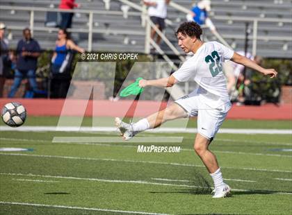 Thumbnail 3 in Tampa Prep vs. Tampa Catholic photogallery.