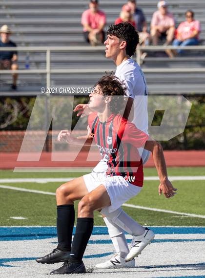 Thumbnail 3 in Tampa Prep vs. Tampa Catholic photogallery.