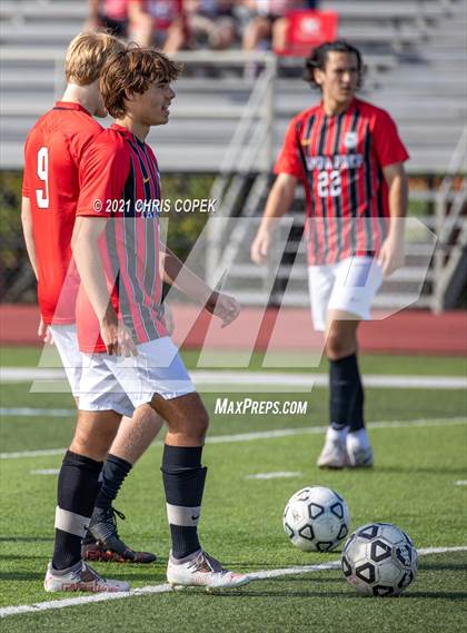 Thumbnail 1 in Tampa Prep vs. Tampa Catholic photogallery.