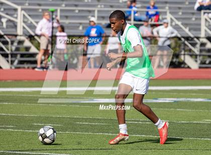 Thumbnail 1 in Tampa Prep vs. Tampa Catholic photogallery.
