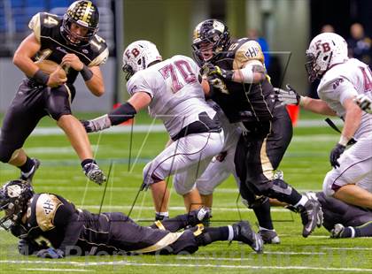 Thumbnail 3 in Flour Bluff vs. Calhoun (UIL 4A D2 Region 4 Area Playoff) photogallery.
