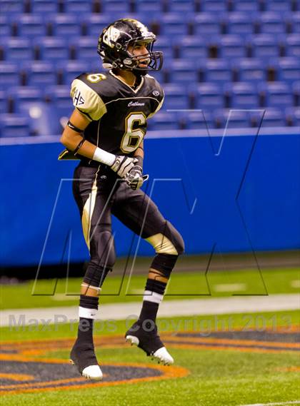 Thumbnail 3 in Flour Bluff vs. Calhoun (UIL 4A D2 Region 4 Area Playoff) photogallery.