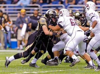 Thumbnail 3 in Flour Bluff vs. Calhoun (UIL 4A D2 Region 4 Area Playoff) photogallery.