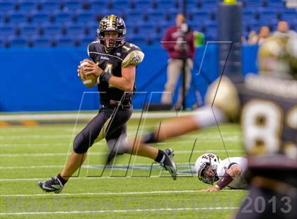Thumbnail 1 in Flour Bluff vs. Calhoun (UIL 4A D2 Region 4 Area Playoff) photogallery.