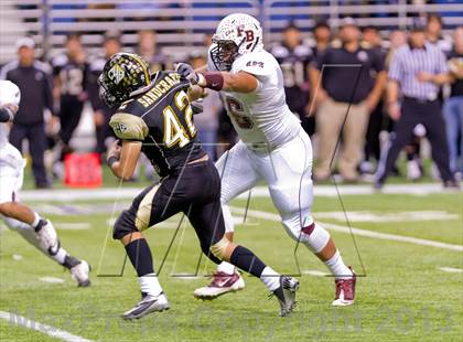 Thumbnail 2 in Flour Bluff vs. Calhoun (UIL 4A D2 Region 4 Area Playoff) photogallery.