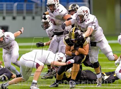 Thumbnail 2 in Flour Bluff vs. Calhoun (UIL 4A D2 Region 4 Area Playoff) photogallery.
