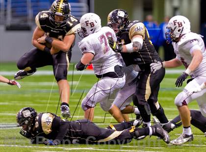 Thumbnail 1 in Flour Bluff vs. Calhoun (UIL 4A D2 Region 4 Area Playoff) photogallery.