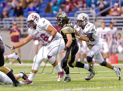 Thumbnail 2 in Flour Bluff vs. Calhoun (UIL 4A D2 Region 4 Area Playoff) photogallery.