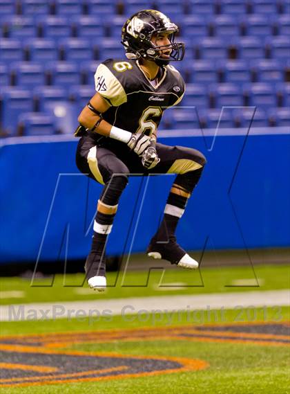 Thumbnail 2 in Flour Bluff vs. Calhoun (UIL 4A D2 Region 4 Area Playoff) photogallery.