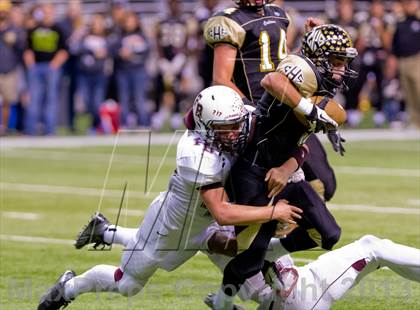 Thumbnail 3 in Flour Bluff vs. Calhoun (UIL 4A D2 Region 4 Area Playoff) photogallery.