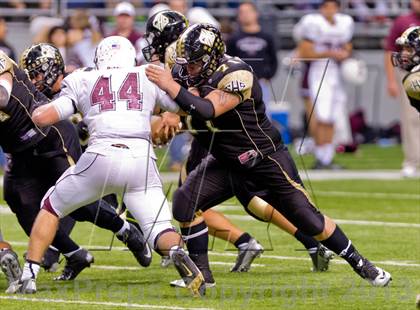 Thumbnail 2 in Flour Bluff vs. Calhoun (UIL 4A D2 Region 4 Area Playoff) photogallery.