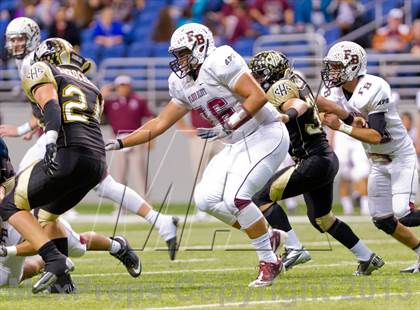 Thumbnail 1 in Flour Bluff vs. Calhoun (UIL 4A D2 Region 4 Area Playoff) photogallery.